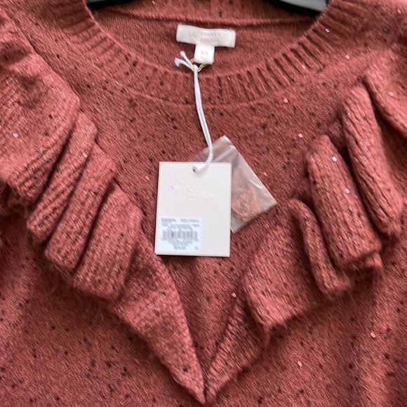 NWT LC Lauren Conrad Size XS Ruffle Shoulder Sparkle Sweater - Picture 6 of 6